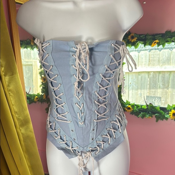 Light Blue Lace-Up Corset Top - Picture 4 of 9